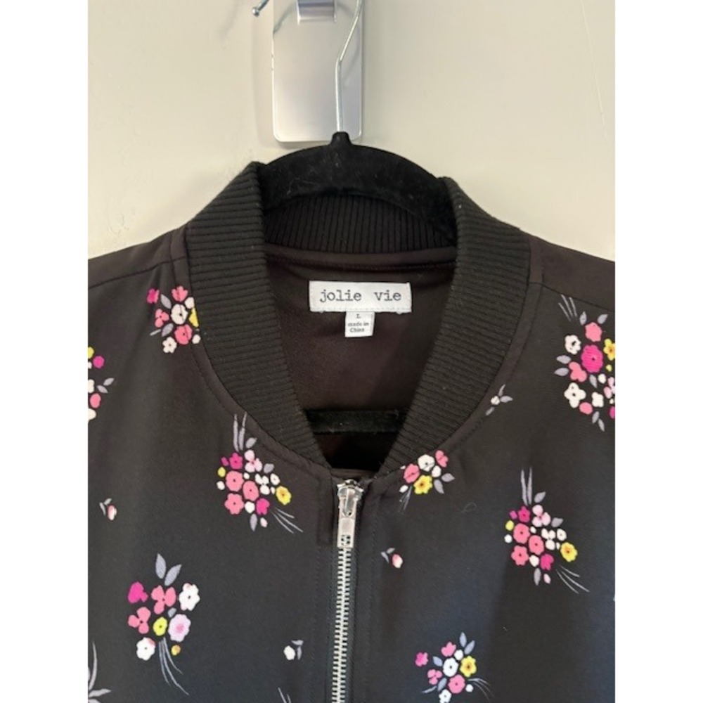 Jolie Vie Womens Floral Bomber Jacket Black Lavender Stripe‎ Zip Up Size Large - Picture 2 of 3